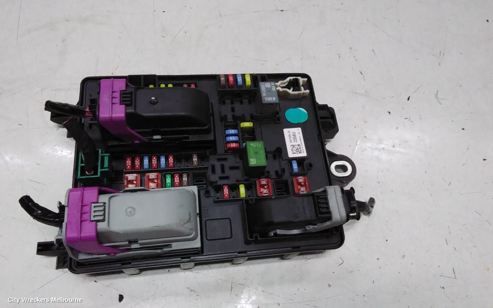 HOLDEN COMMODORE 2014 Fuse Box