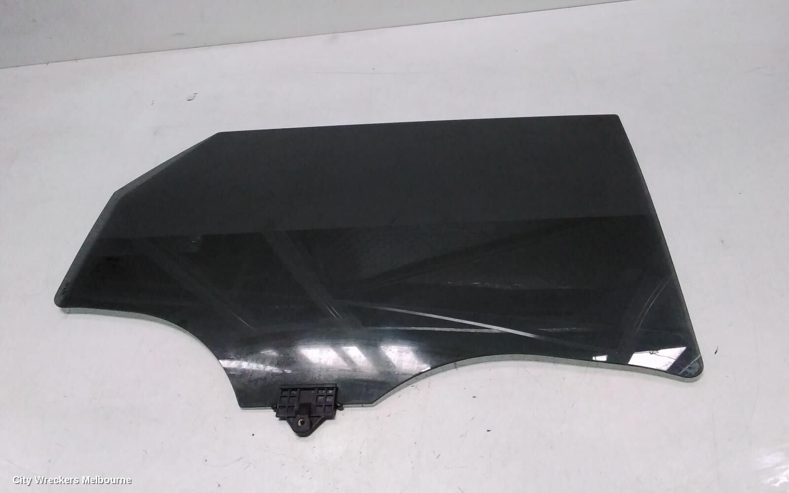HYUNDAI TUCSON 2024 Right Rear Door Window