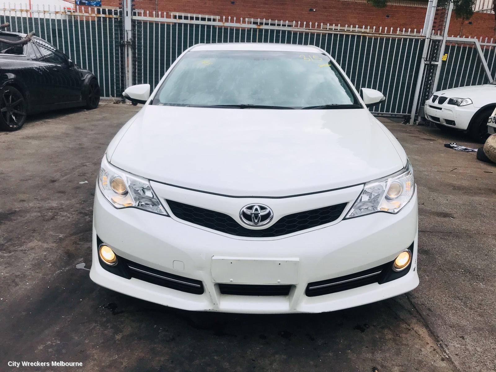 TOYOTA CAMRY 2013 Radiator