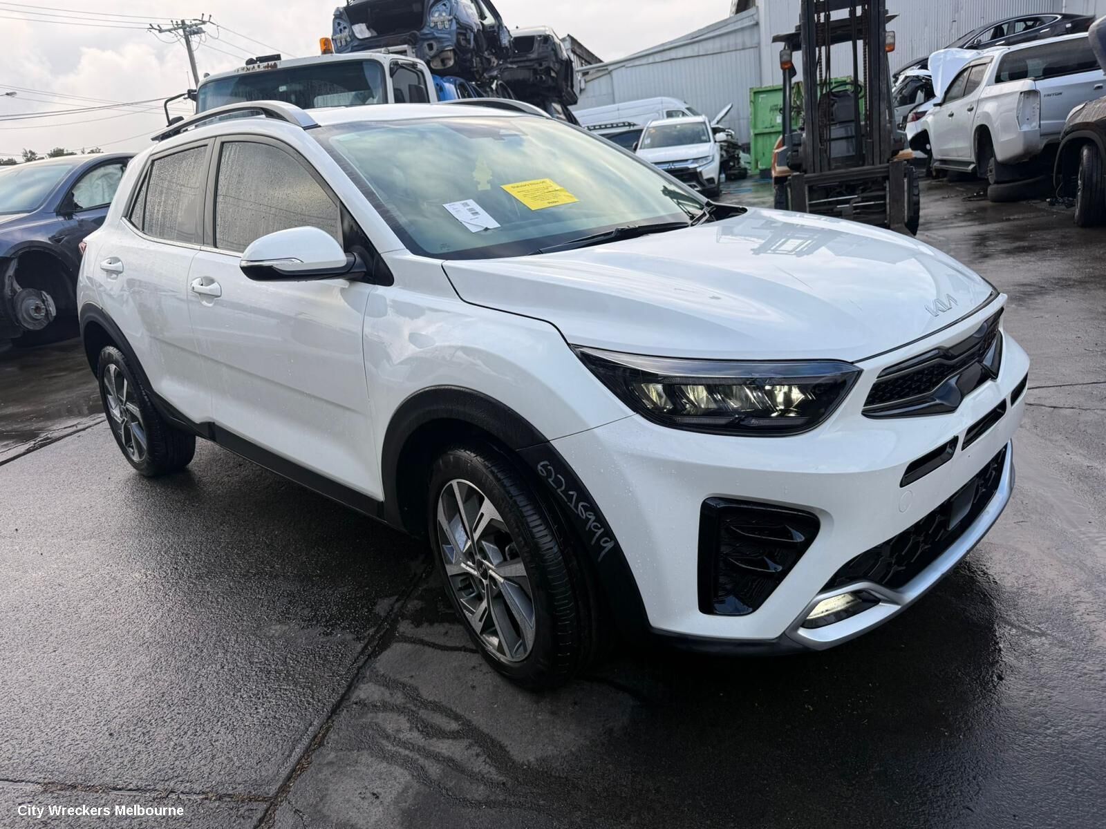 KIA STONIC 2023 Left Rear Wnd Reg/Motor