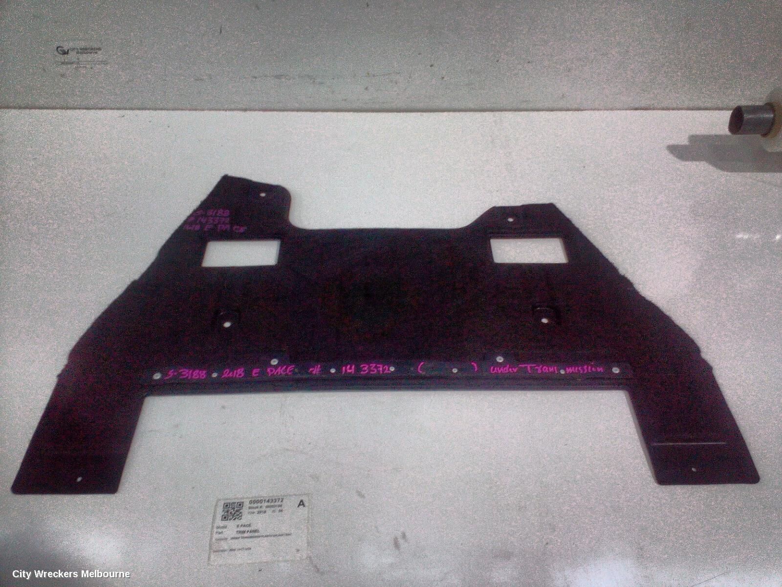 JAGUAR E PACE 2018 Trim Panel