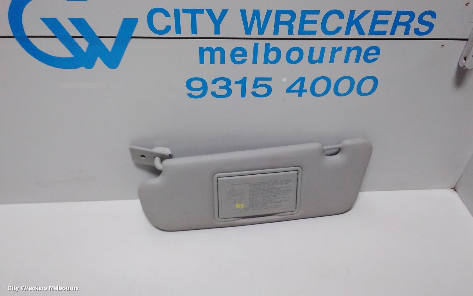 HOLDEN COMMODORE 2015 Sunvisor