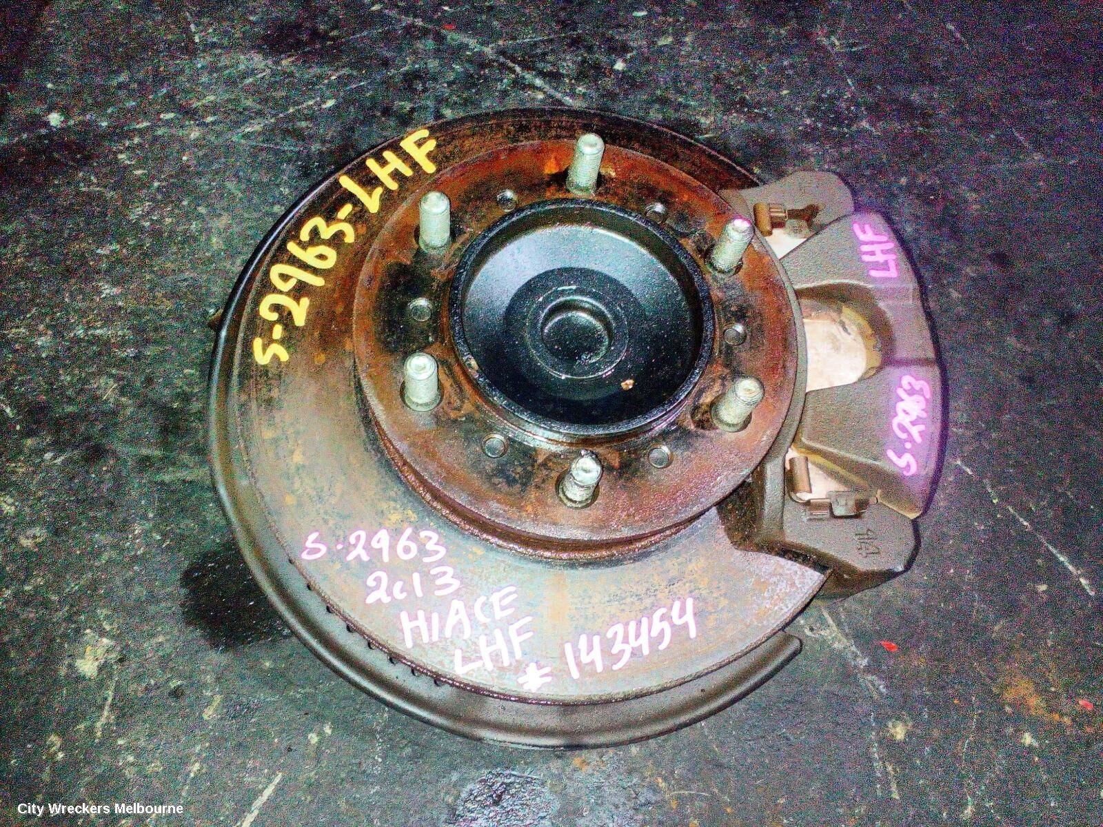 TOYOTA HIACE 2013 Left Front Hub Assembly