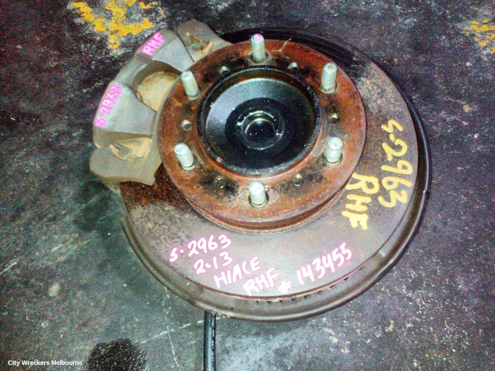 TOYOTA HIACE 2013 Right Front Hub Assembly