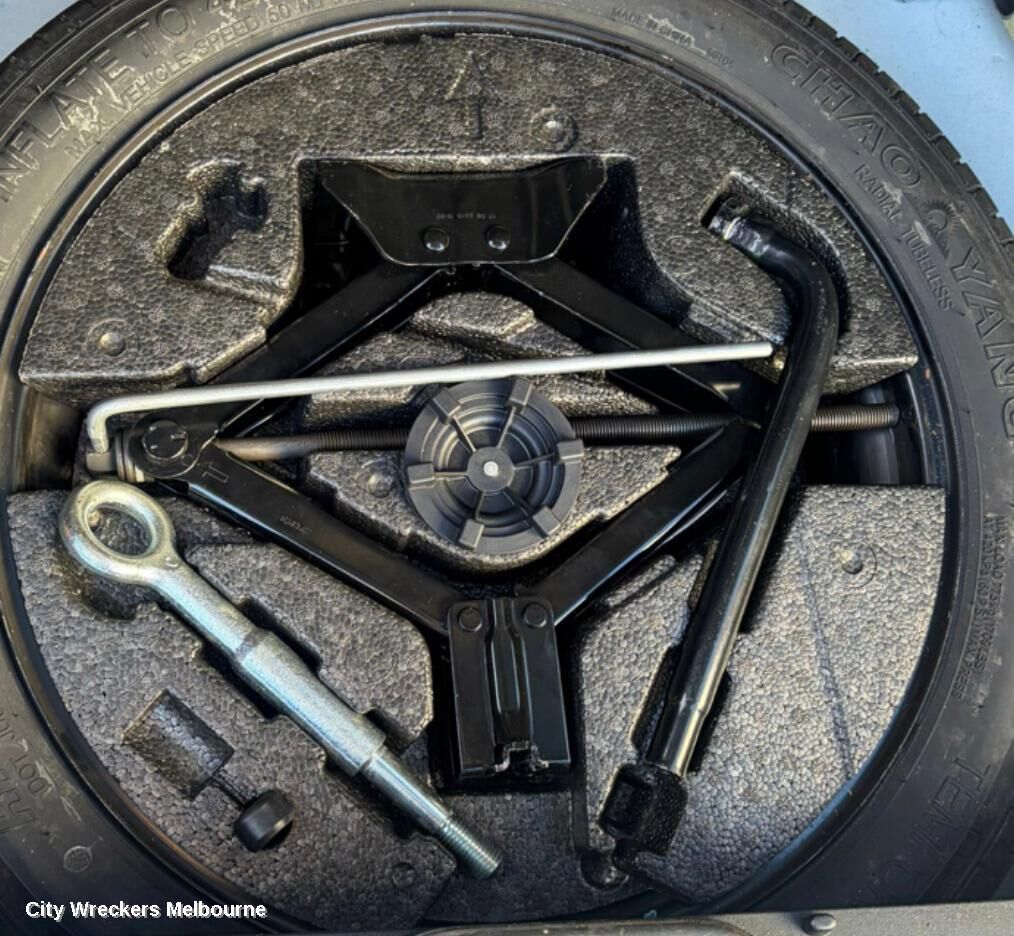 VOLVO XC60 2016 Jack/Tool Kit
