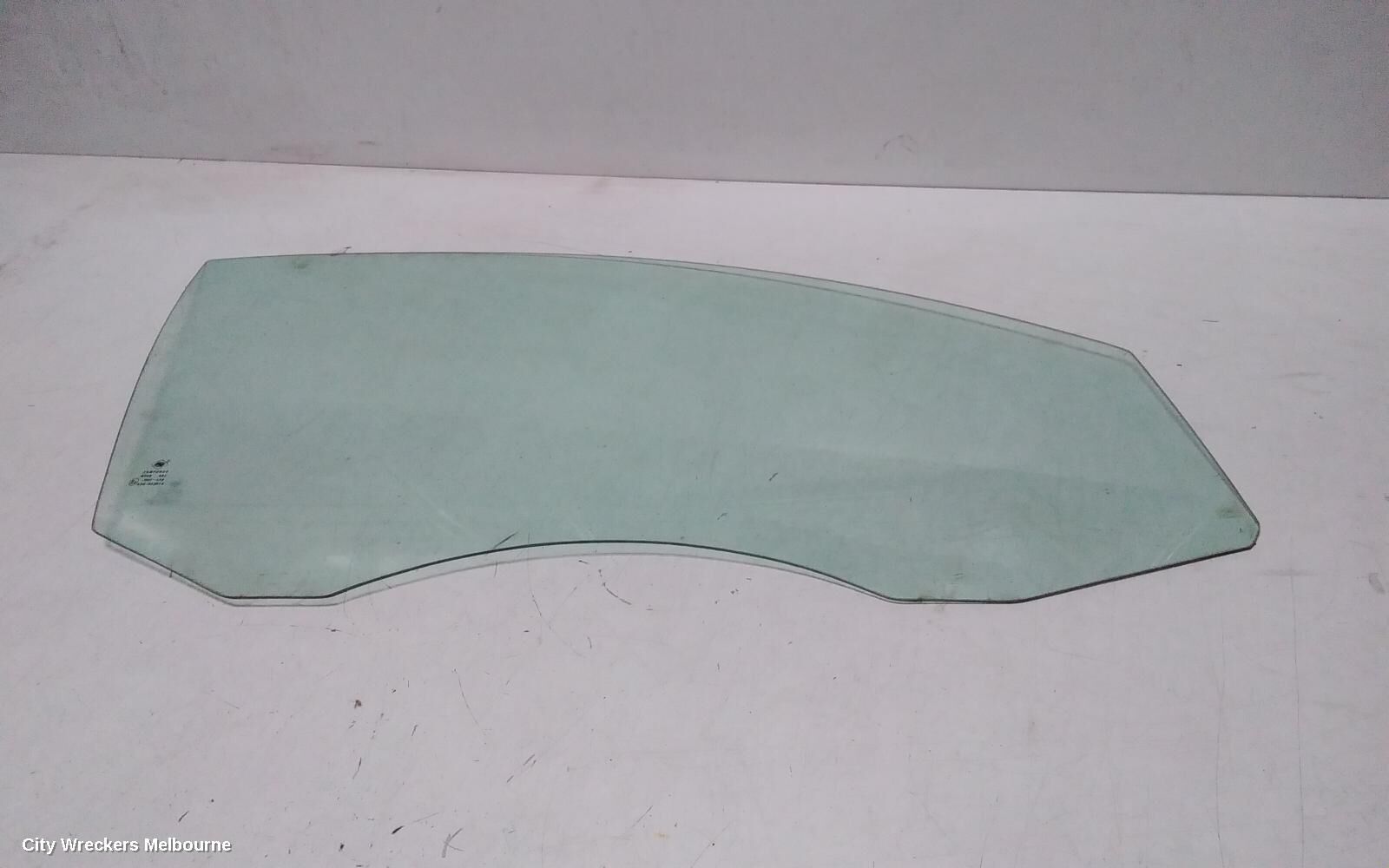VOLKSWAGEN PASSAT 2007 Right Front Door Window