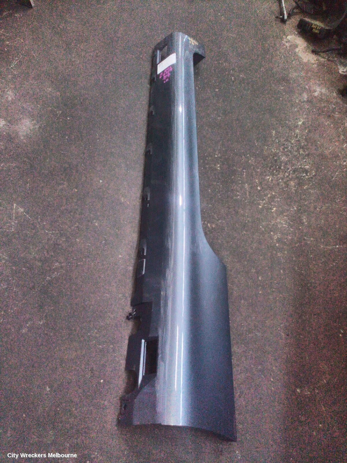AUDI TT 2008 Side Step/Skirt