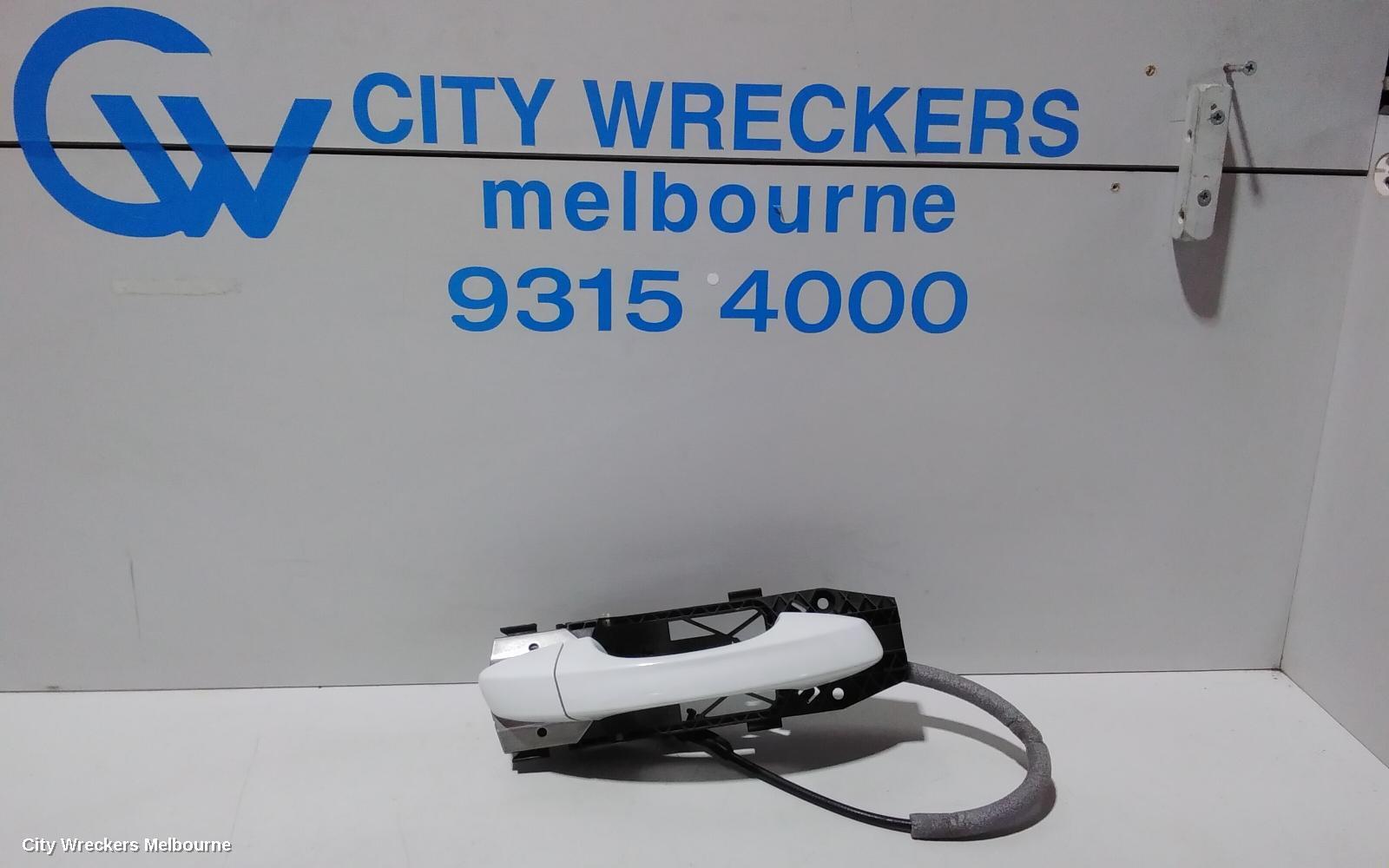 VOLKSWAGEN GOLF 2013 Door Handle