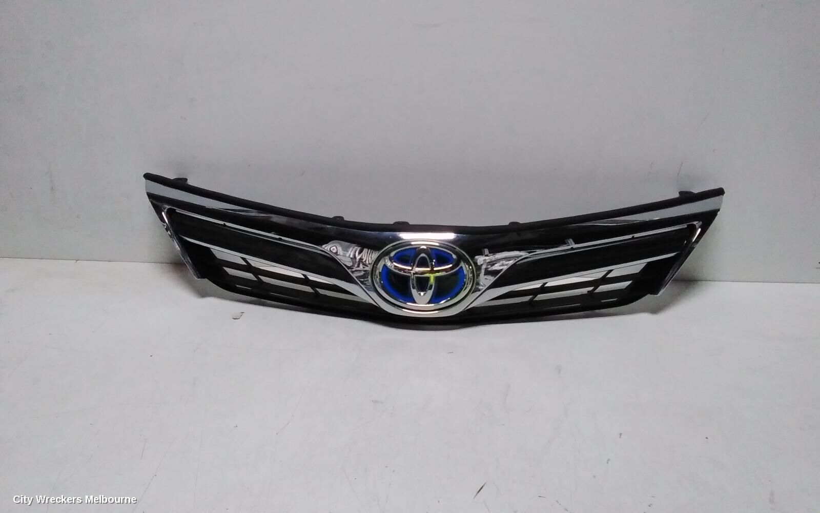 TOYOTA CAMRY 2012 Grille