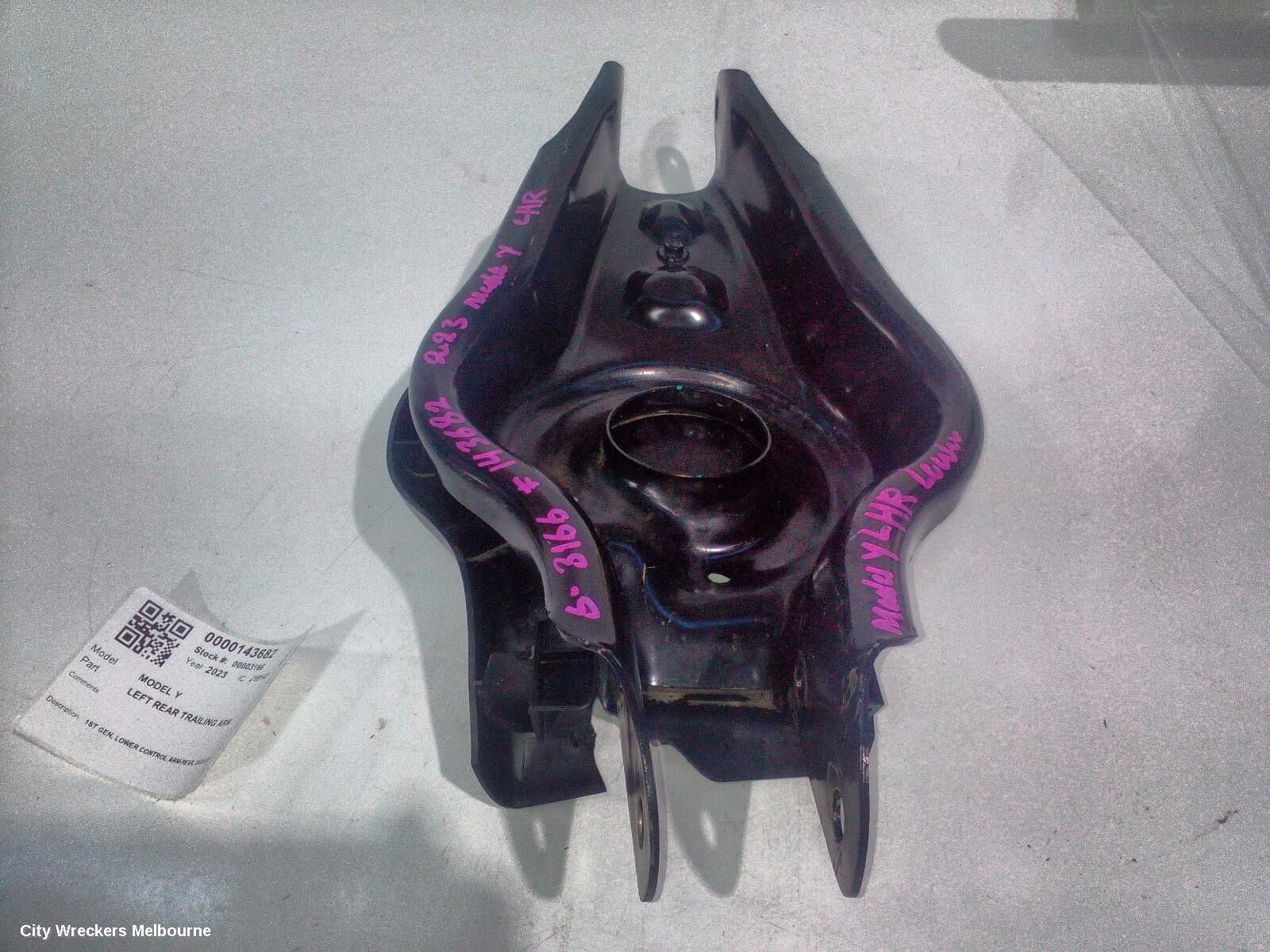 TESLA MODEL Y 2023 Left Rear Trailing Arm