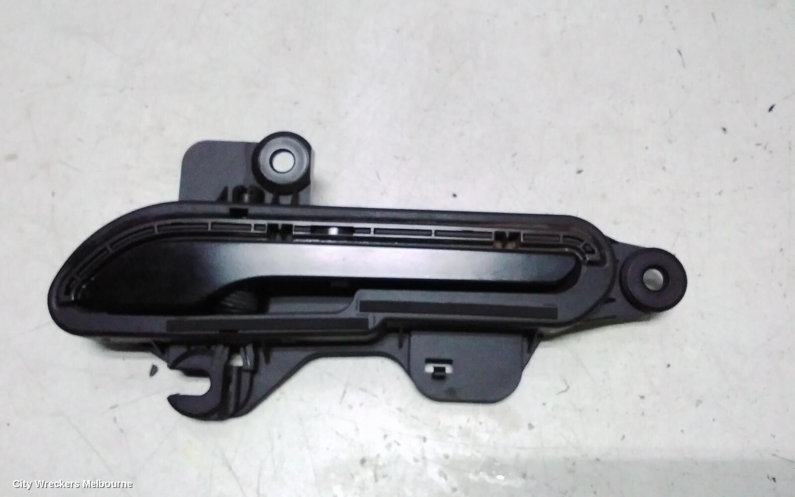 TESLA MODEL Y 2023 Door Handle