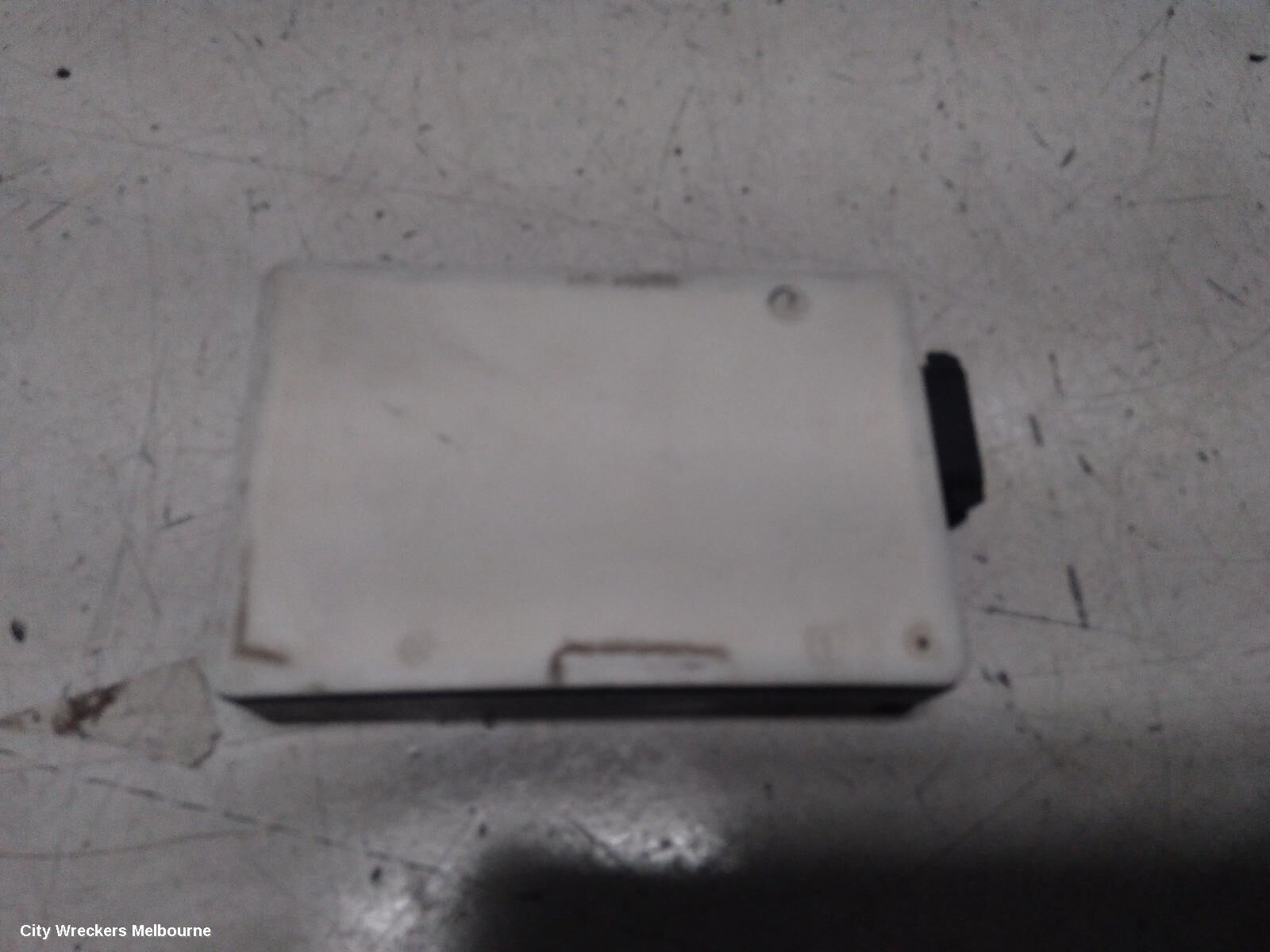 MERCEDES CLA CLASS 2014 REVERSE CAMERA