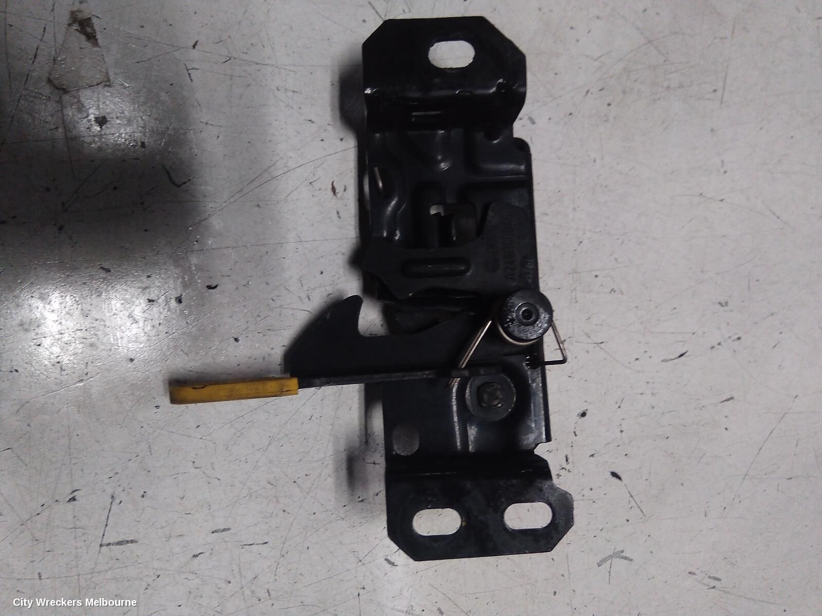 MERCEDES CLA CLASS 2014 Bonnet Lock/Support