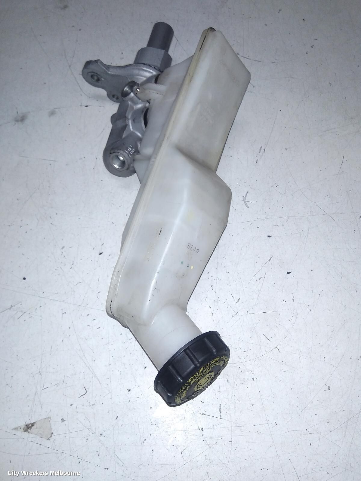 MERCEDES CLA CLASS 2014 Master Cylinder