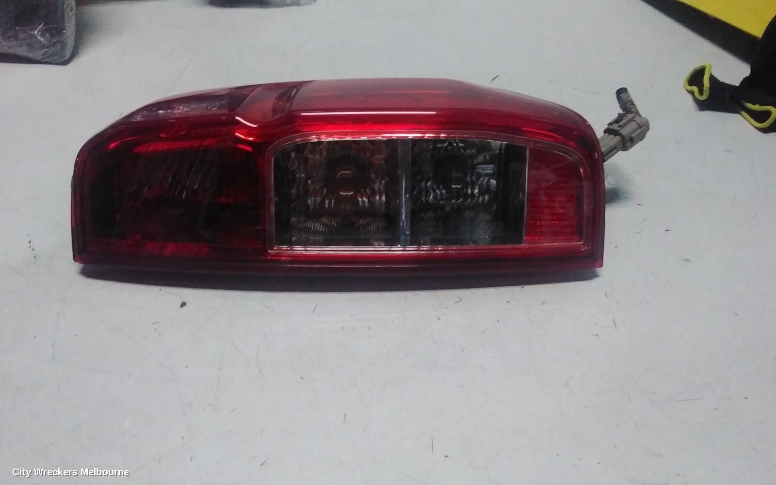 NISSAN NAVARA 2014 Right Taillight