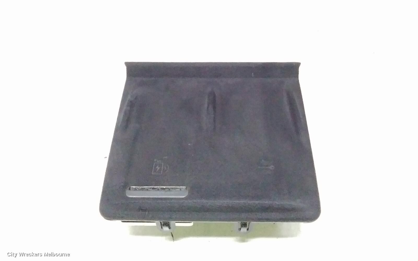 CHERY OMODA 5, T34/T19C, 12/22-, MOBIL WIRLESS CHARGER: 143916