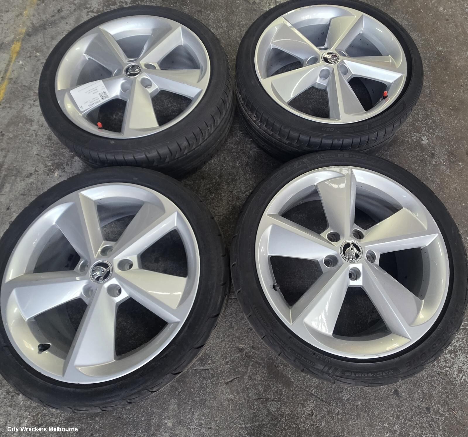 SKODA OCTAVIA 2017 Wheel Mag