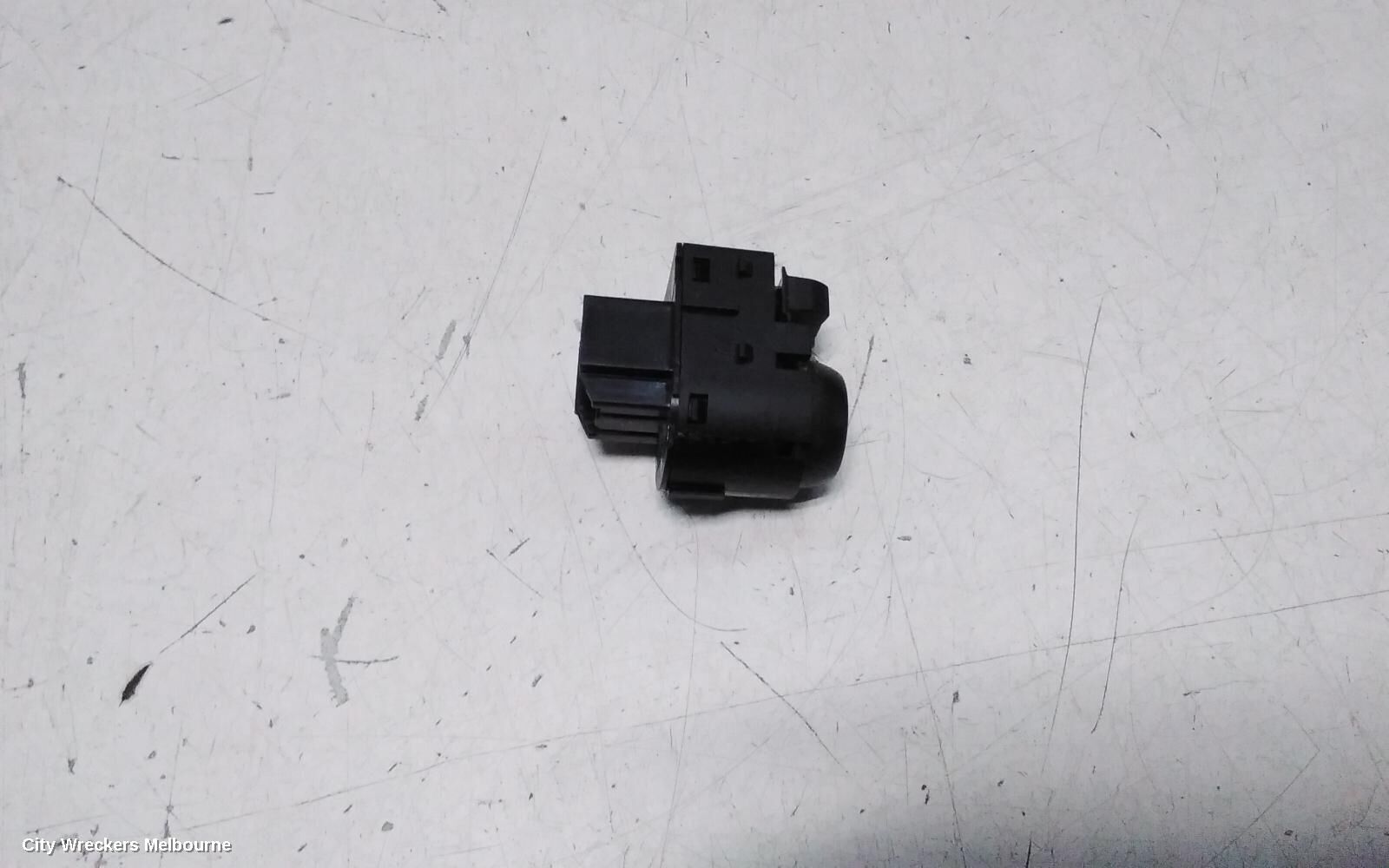 HOLDEN ASTRA, BK, MIRROR SWITCH, W/ MANUAL FOLD TYPE, 09/16-12/20