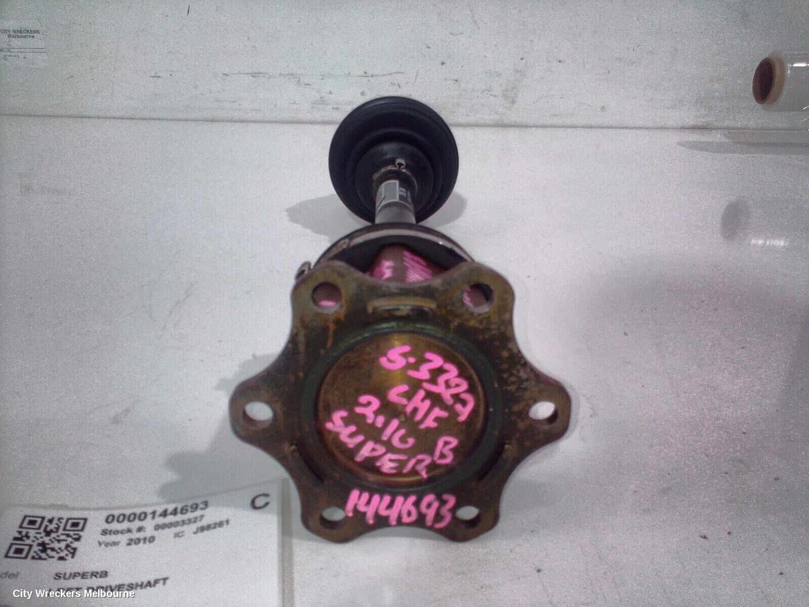SKODA SUPERB 2010 Left Driveshaft