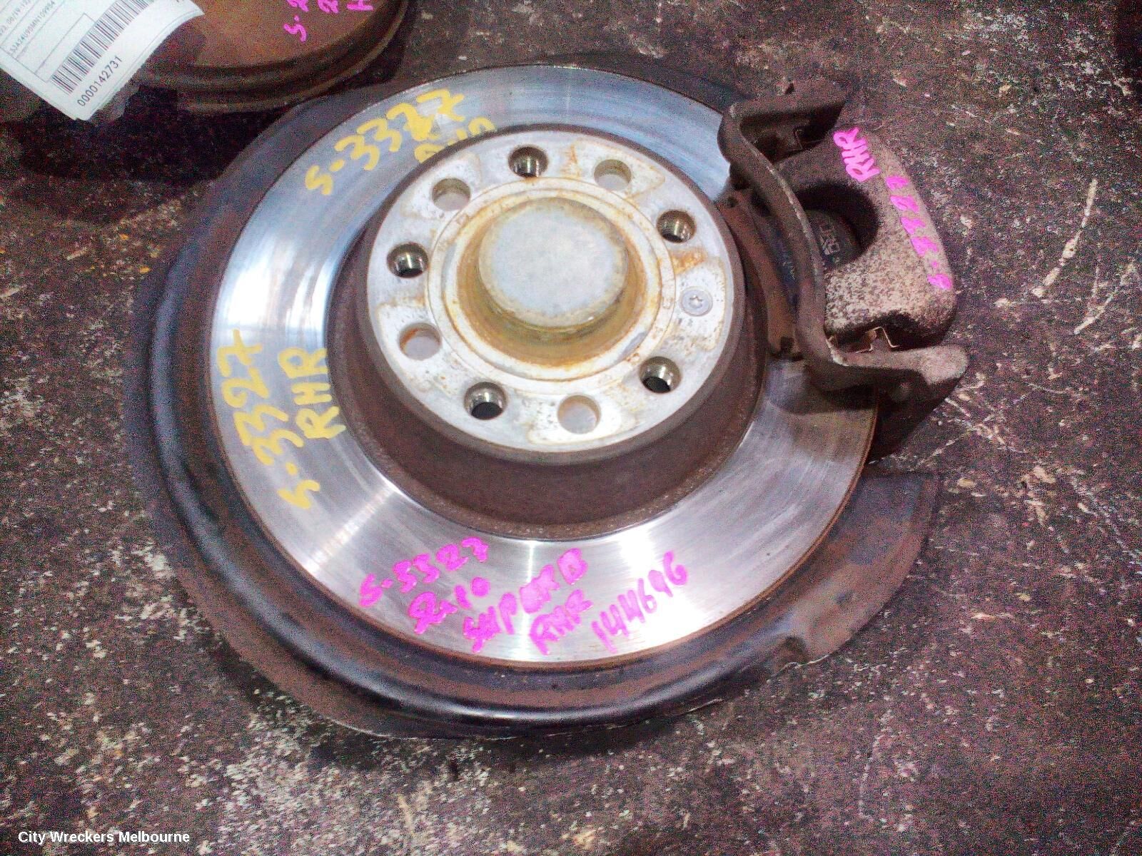 SKODA SUPERB 2010 Right Rear Hub Assembly