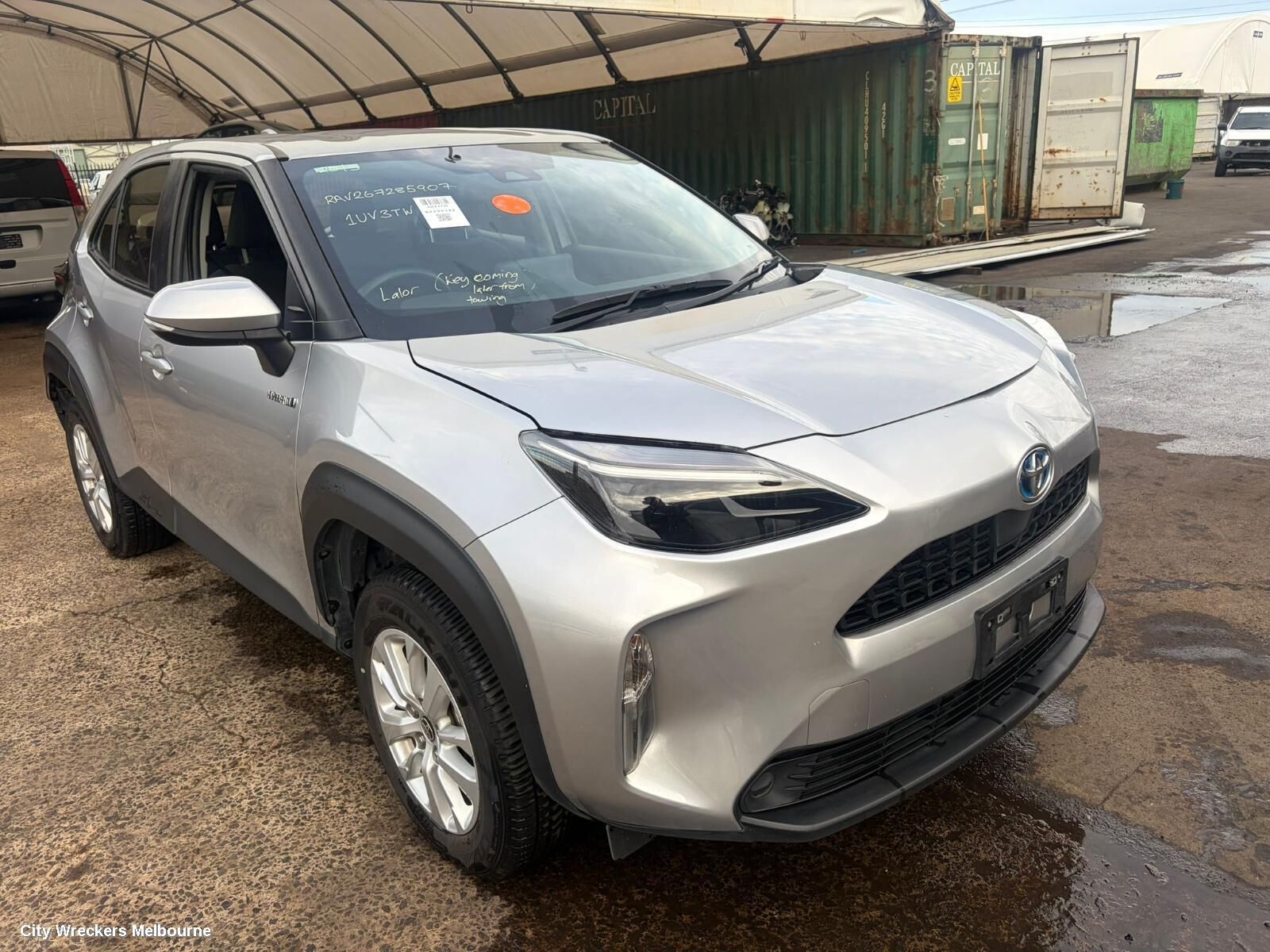 TOYOTA YARIS CROSS 2021 Antenna
