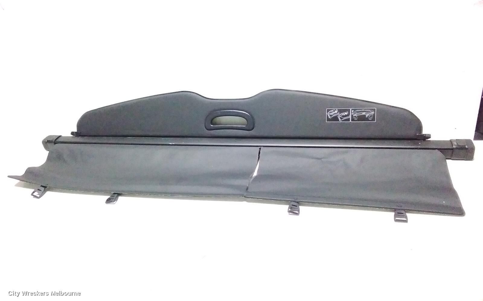 TOYOTA KLUGER 2010 PARCEL SHELF CARGO BLIND