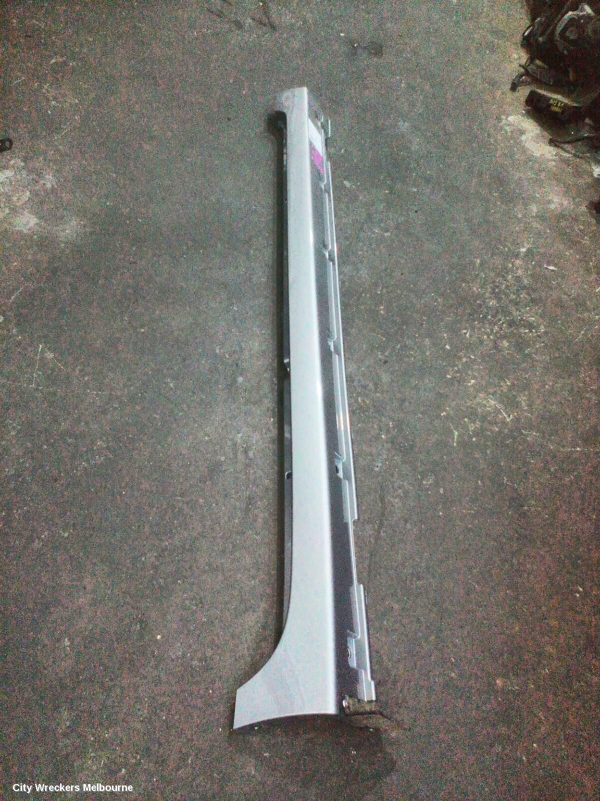 SUZUKI BALENO 2022 Side Step/Skirt