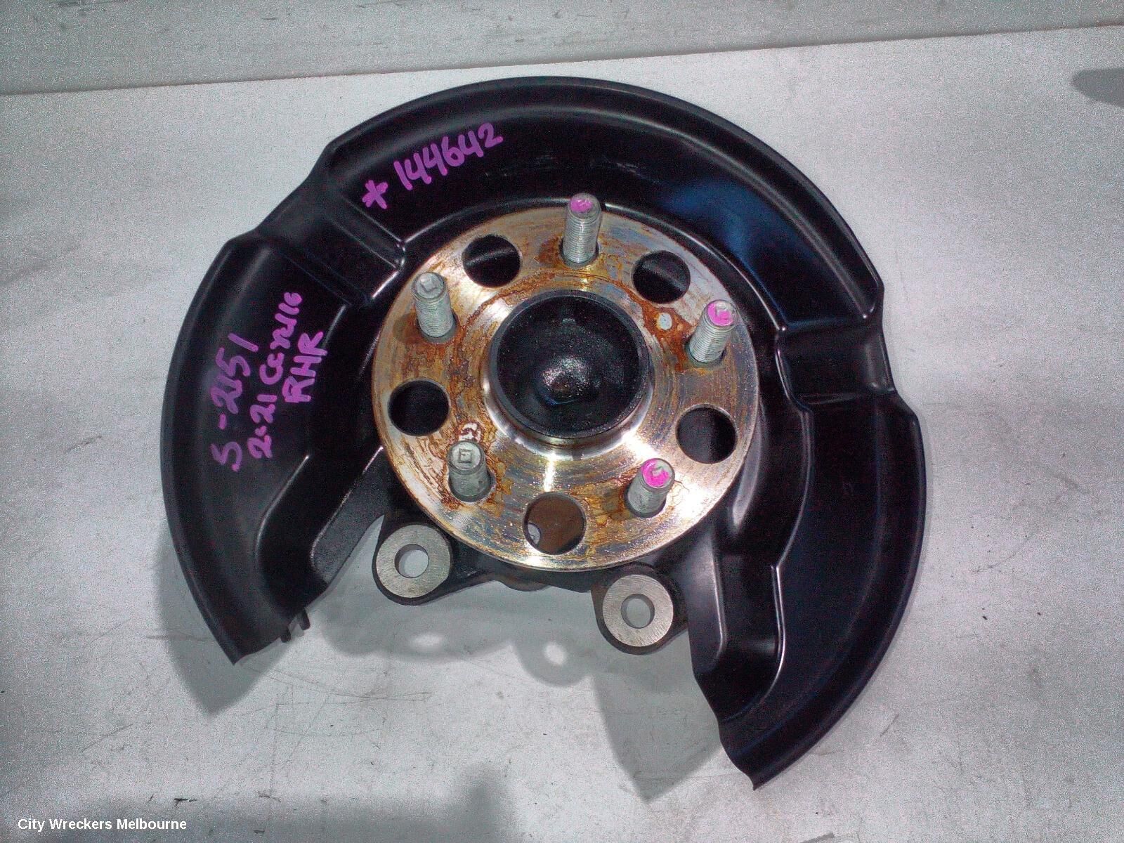 TOYOTA COROLLA 2021 Right Rear Hub Assembly