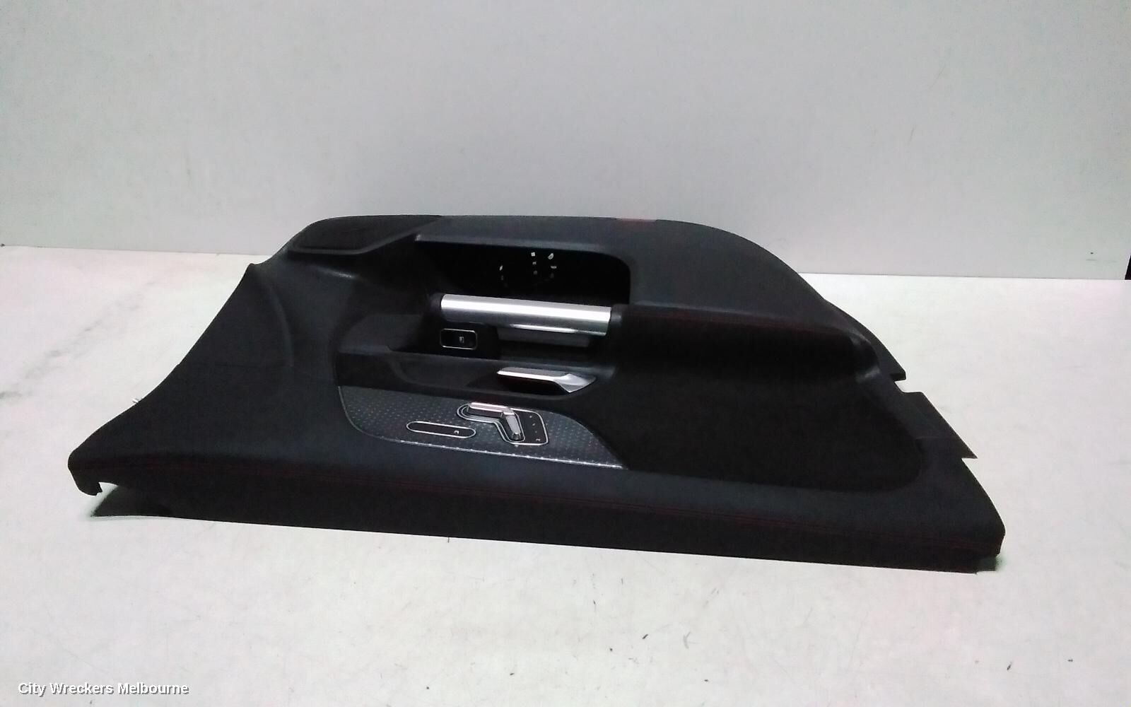 MERCEDES EQA 2024 Door Trim