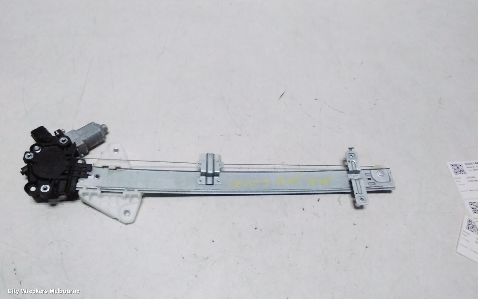 SUBARU LEVORG 2018 Right Front Window Reg/Motor