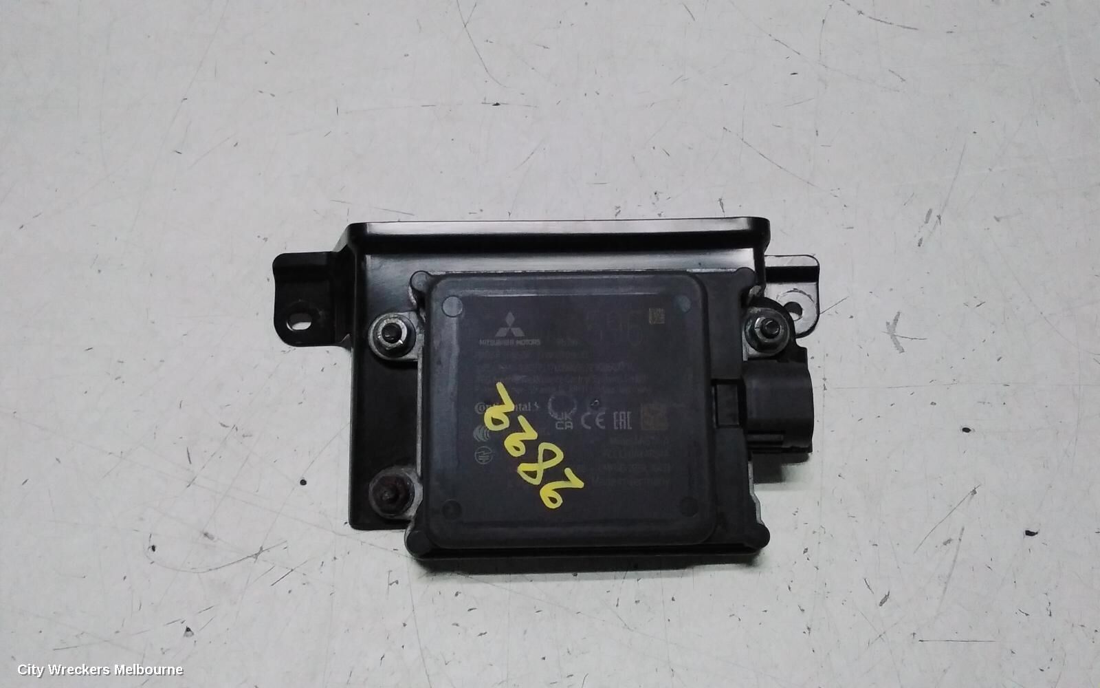 MITSUBISHI ECLIPSE CROSS 2024 REVERSE CAMERA