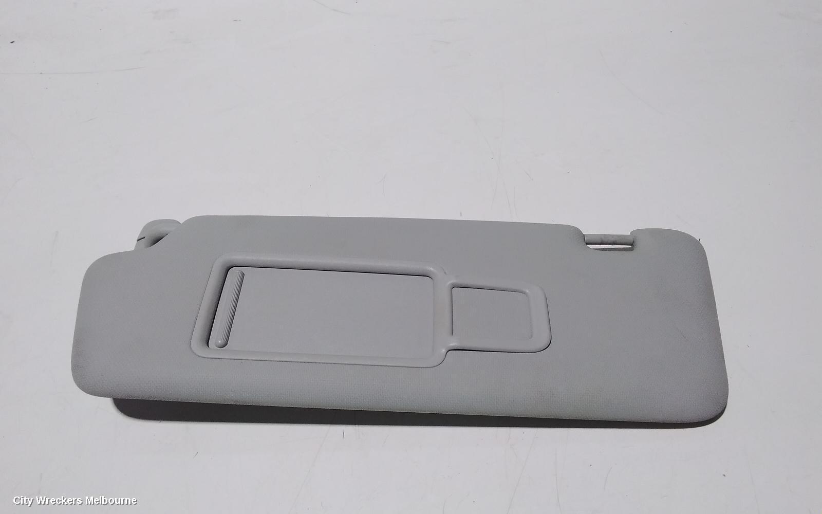 AUDI Q3 2014 Sunvisor
