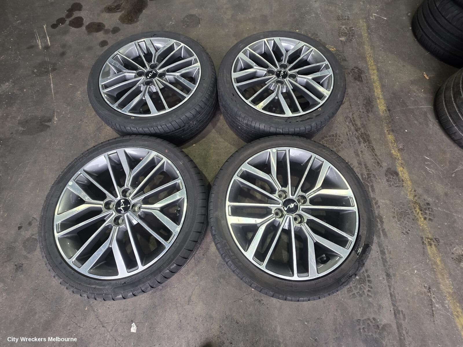 KIA RIO 2018 Wheel Mag