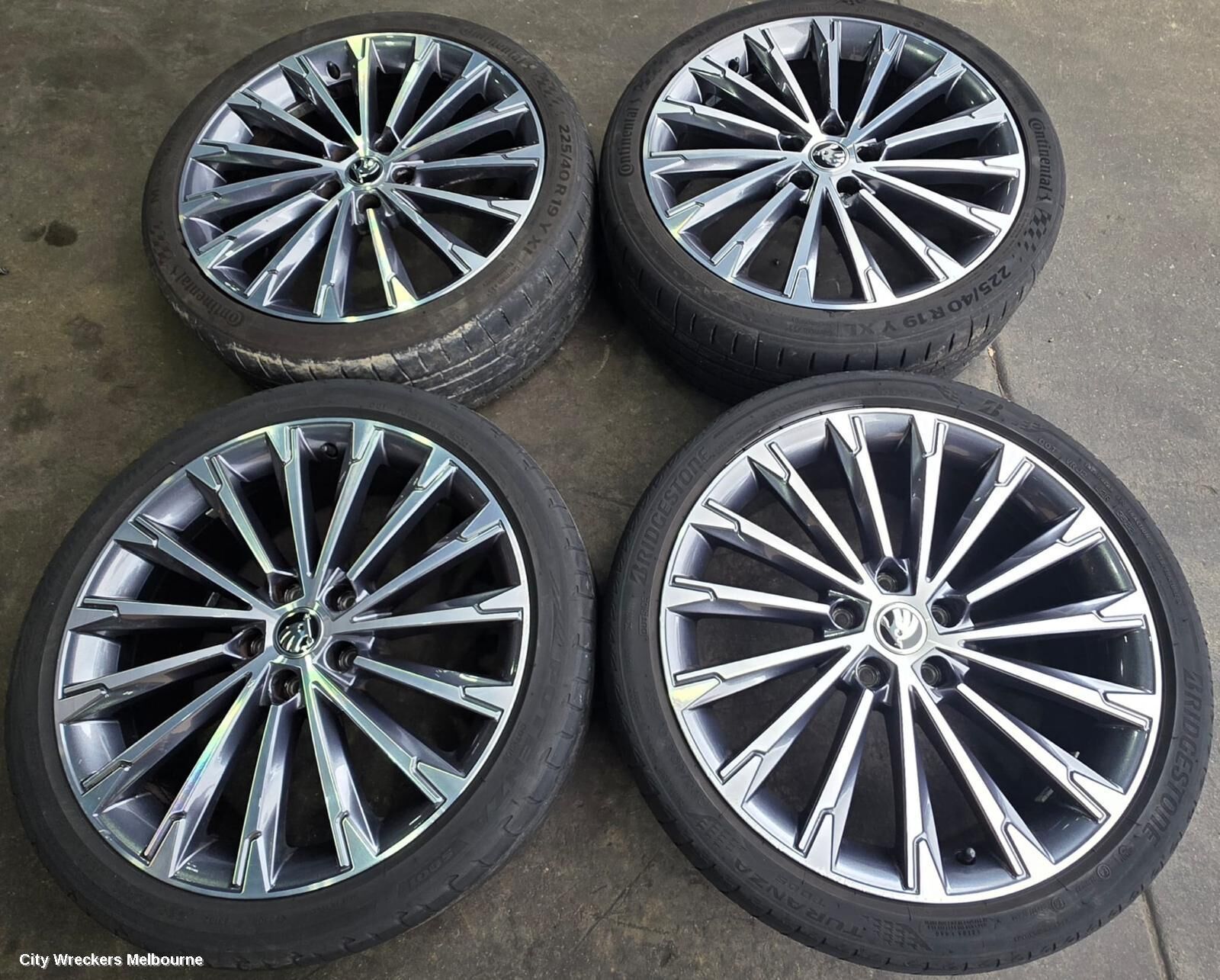 SKODA OCTAVIA 2024 Wheel Mag