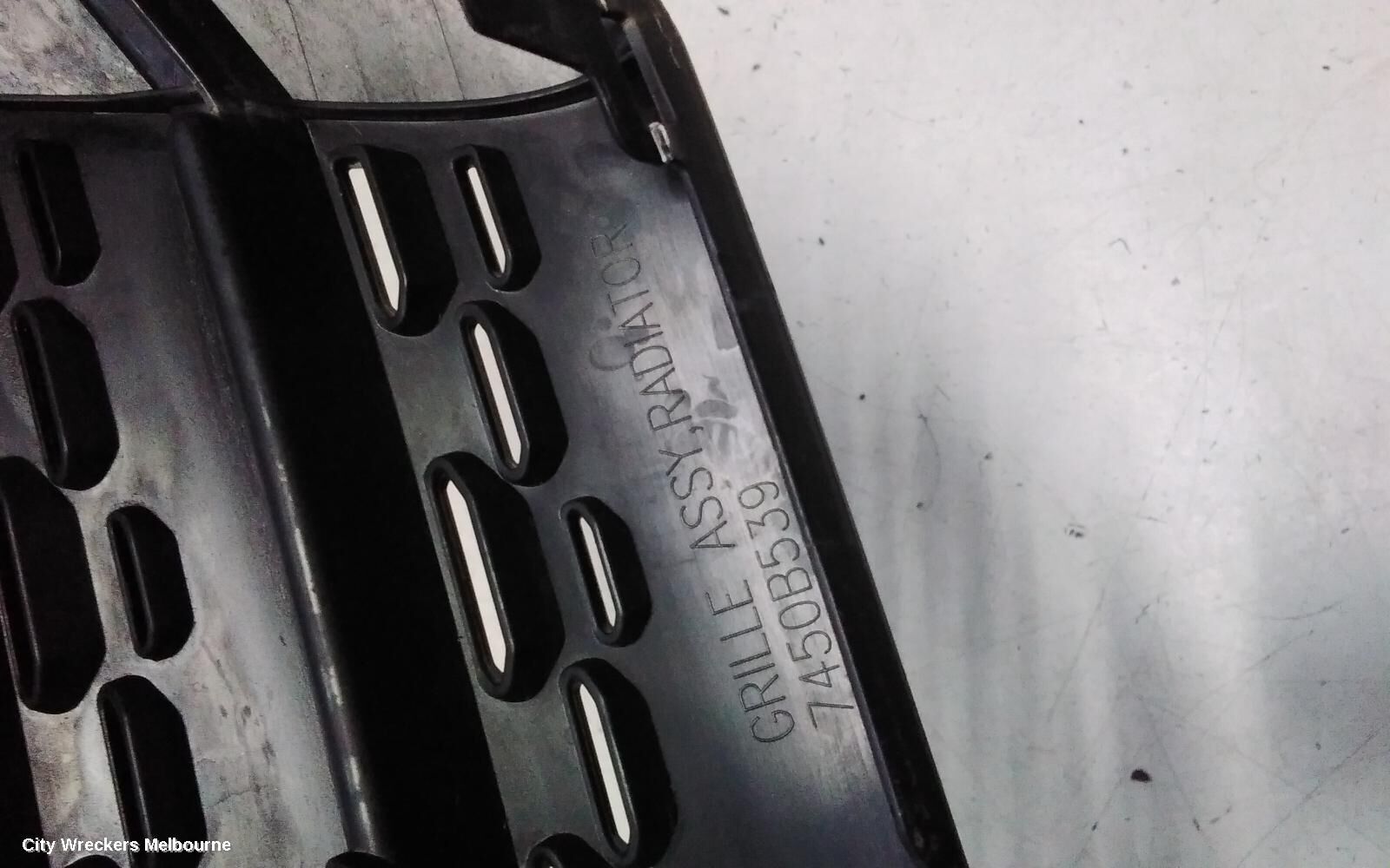 MITSUBISHI ECLIPSE CROSS 2024 Grille
