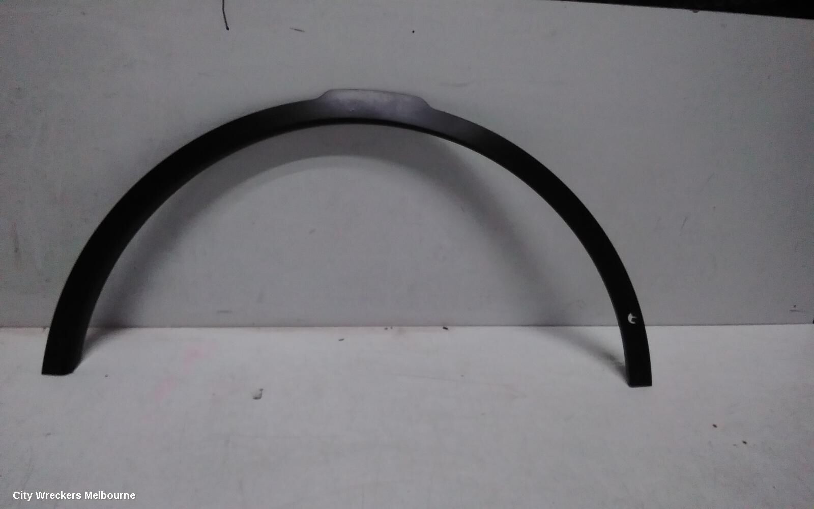 LAND ROVER DISCOVERY 2019 Wheel Arch Flare