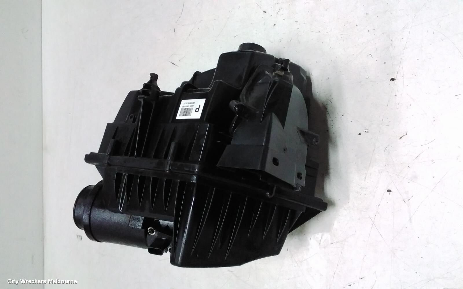 LAND ROVER DISCOVERY SPORT 2016 Air Cleaner/Box