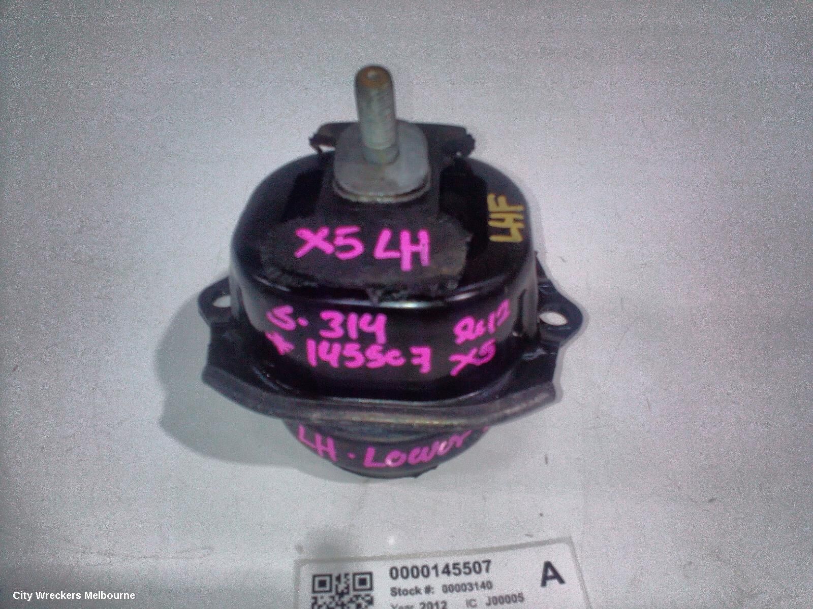 BMW X5 2012 Mount
