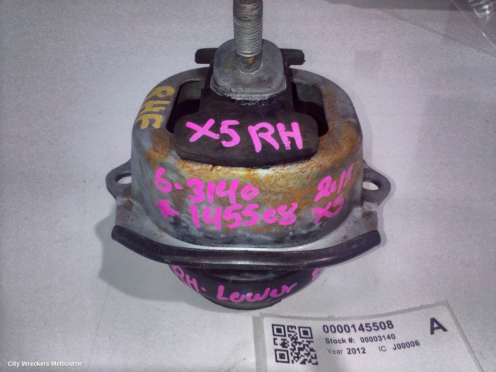 BMW X5 2012 Mount