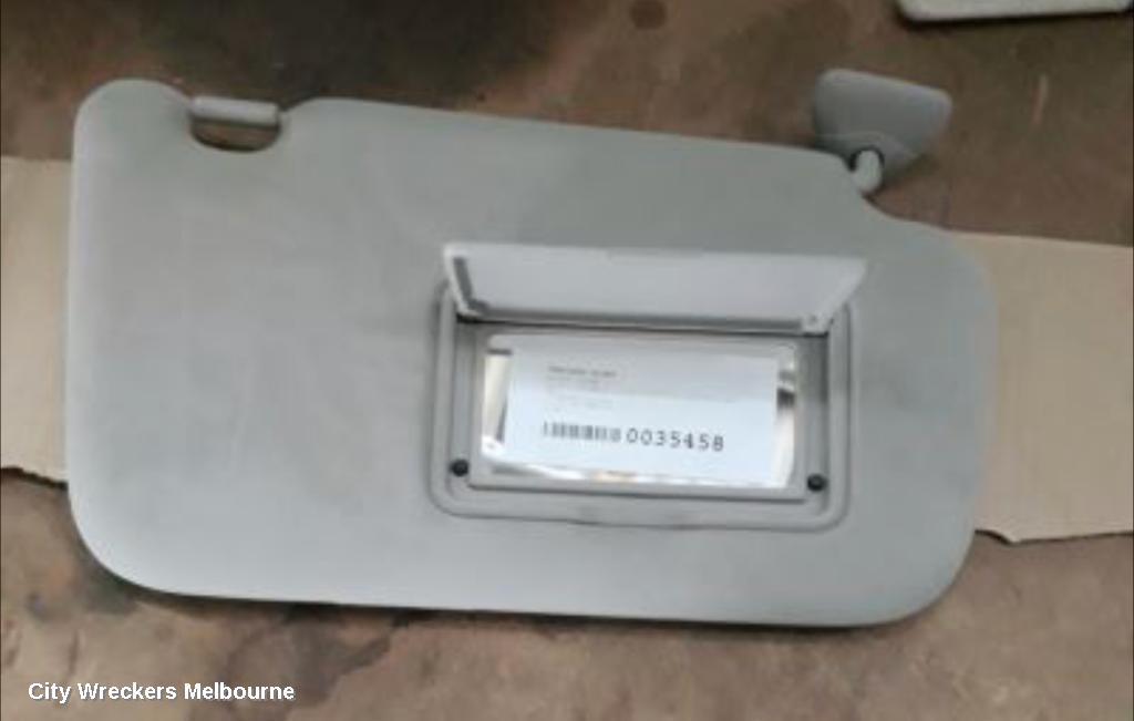 NISSAN PULSAR 2014 Sunvisor