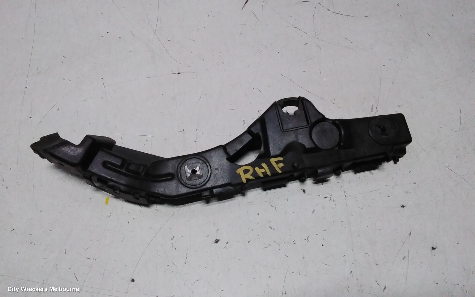 HOLDEN CAPTIVA, CG SERIES 2 03/11-06/18, RHF BARSLIDE / BAR BRACKET : 145658