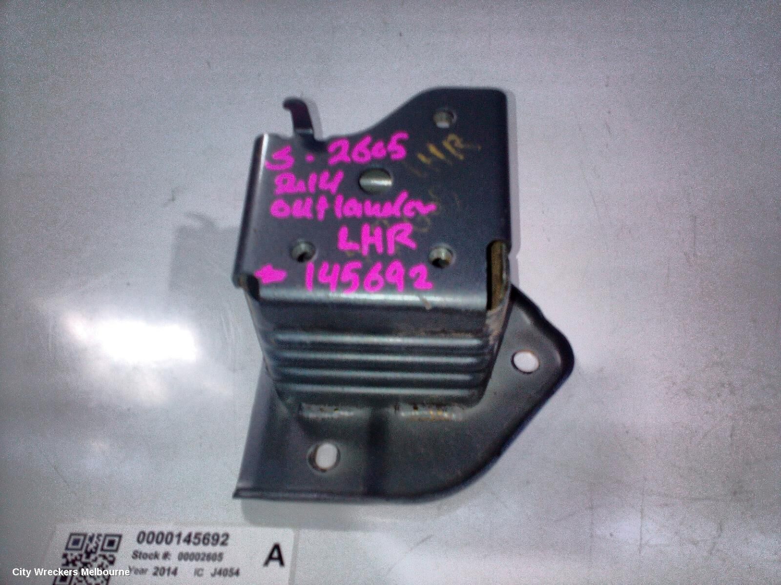 MITSUBISHI OUTLANDER 2014 R/Bar Bracket/Reinfo