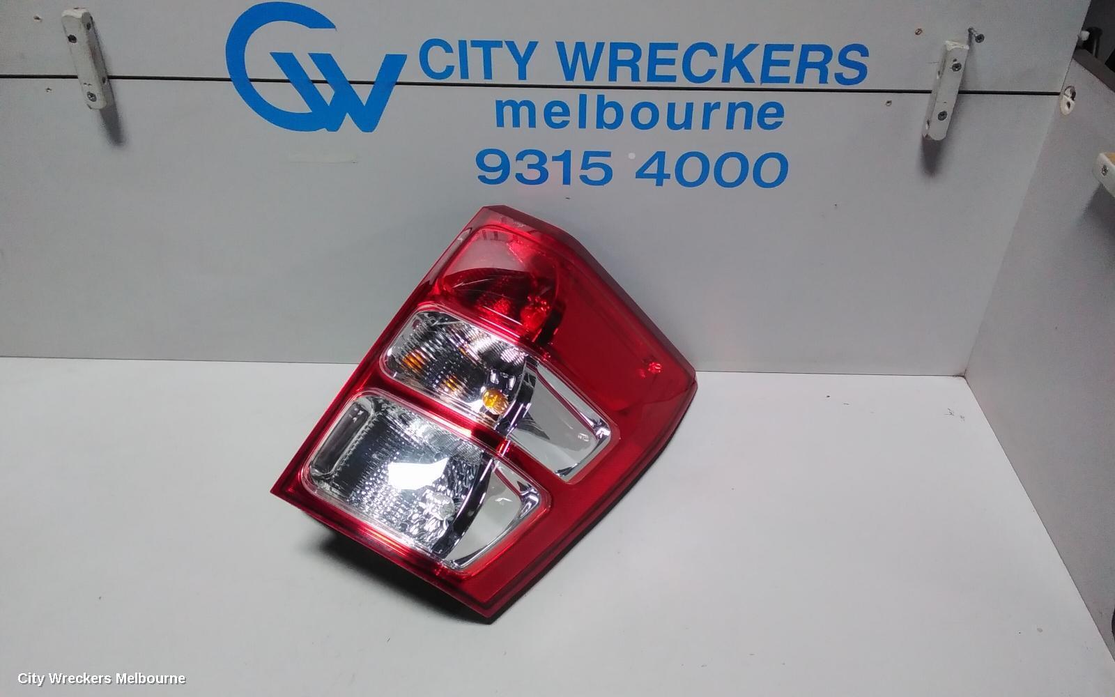 SUZUKI VITARA 2007 Right Taillight