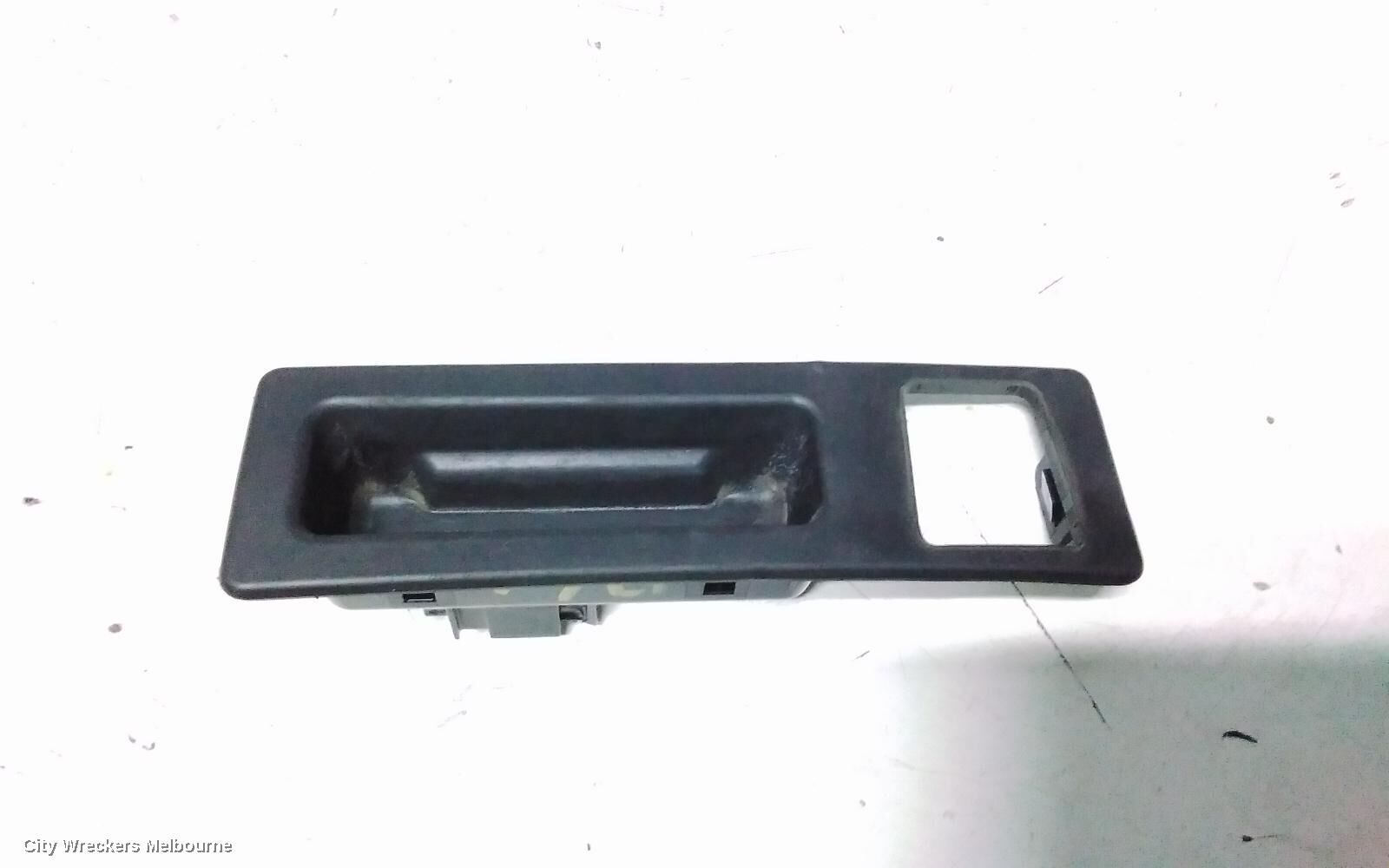 BMW 3 SERIES 2016 Tailgate Handle