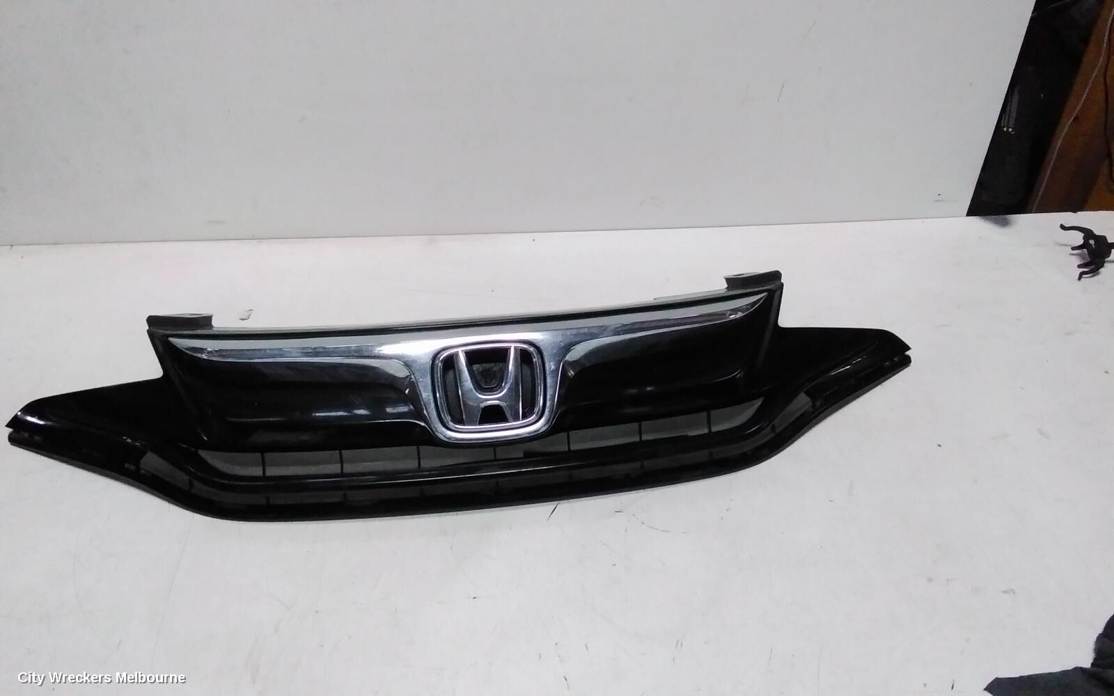 HONDA JAZZ 2016 Grille
