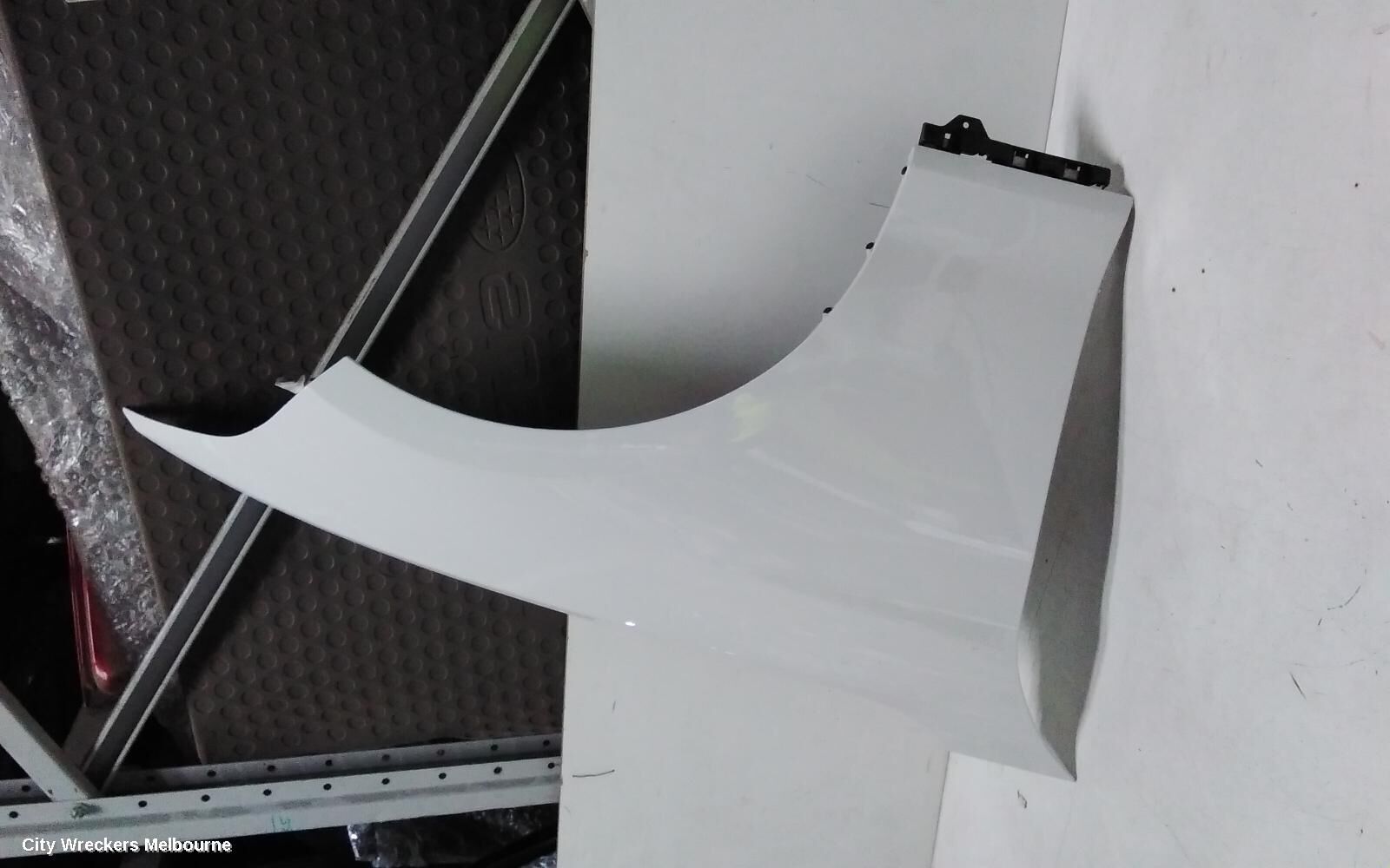 BMW 1 SERIES 2013 Right Guard