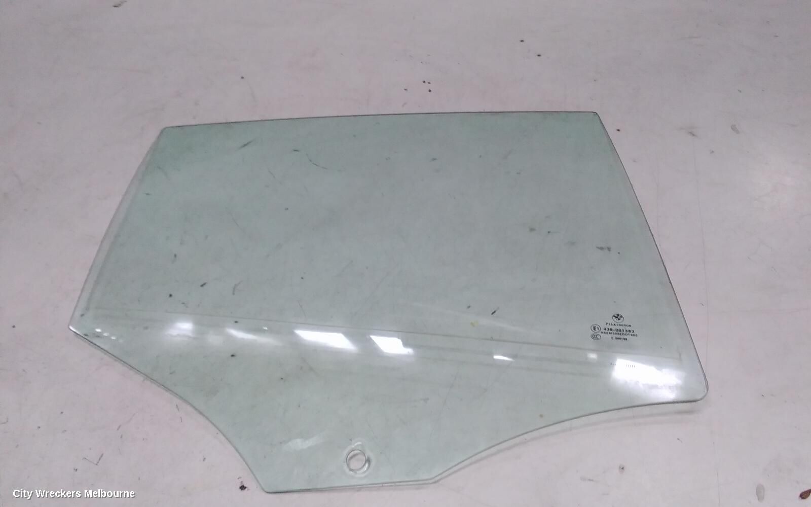 BMW 1 SERIES 2005 Right Rear Door Window