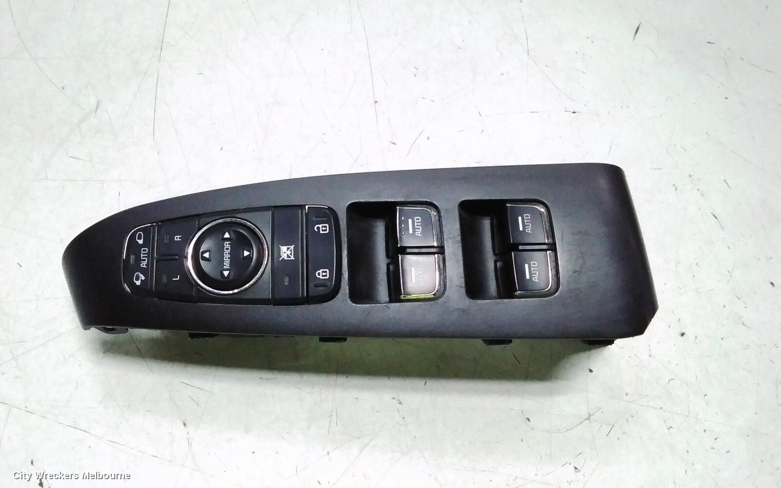 KIA CARNIVAL/GRAND CARNIVAL 2017 Pwr Dr Wind Switch