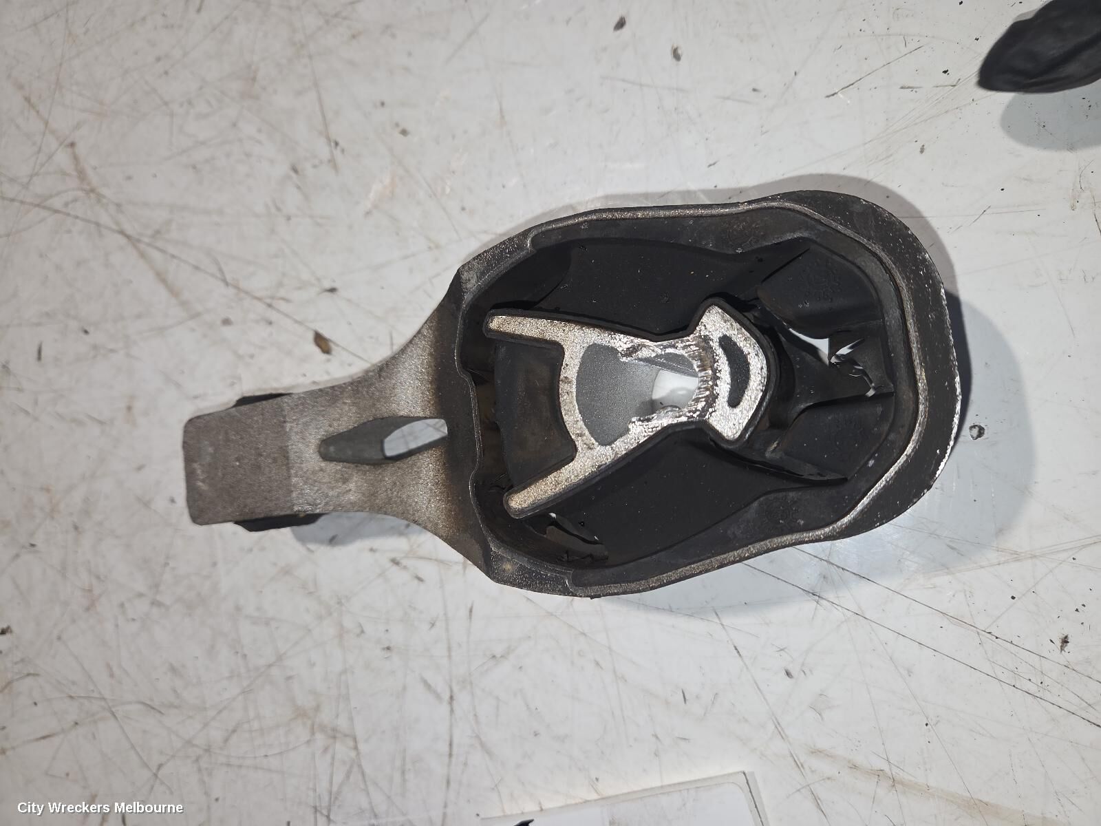 PEUGEOT 3008 2024 Mount