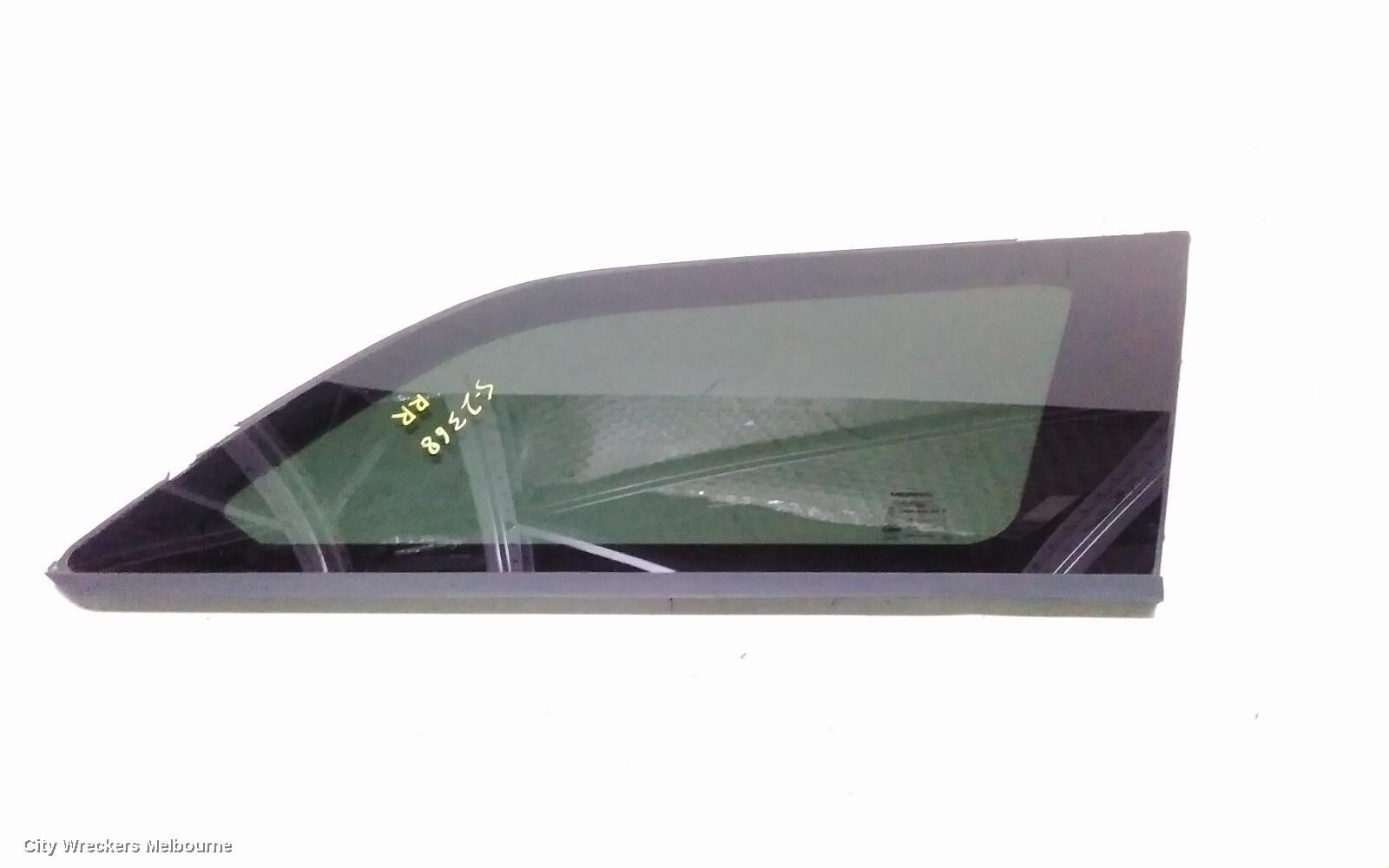FIAT FREEMONT 2015 Right Rear Side Glass